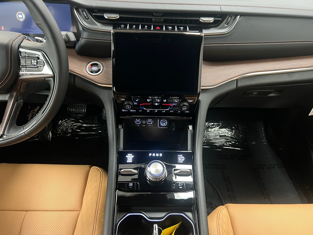 2025 Jeep Grand Cherokee L Summit - Photo 9