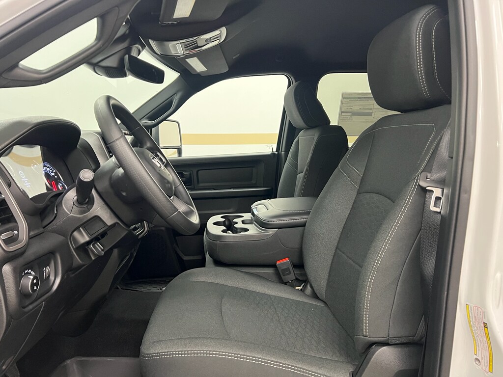 2026 RAM 2500 Tradesman - Photo 6