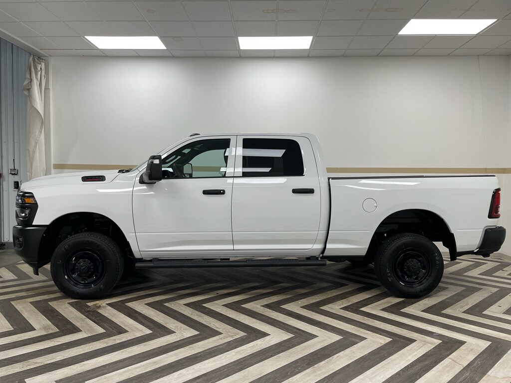 2026 Ram 2500 Tradesman photo 2