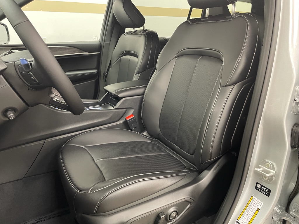 2025 Jeep Grand Cherokee L Limited - Photo 6