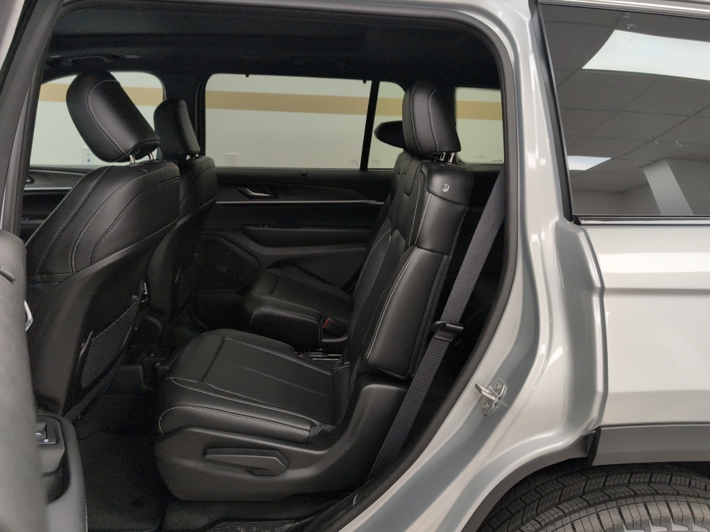 2025 Jeep Grand Cherokee L Limited - Photo 8