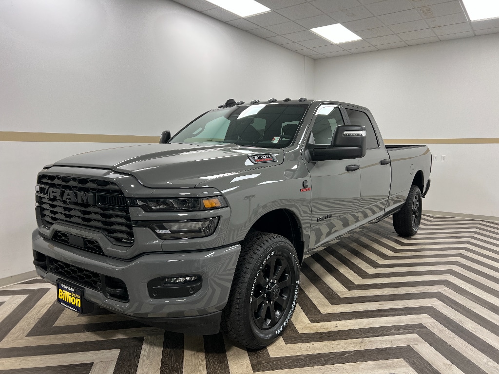 New 2026 Ram 3500 BIG HORN CREW CAB 4X4 8' BOX Pickup