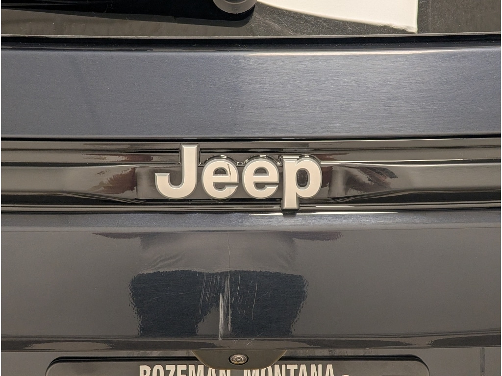 Used 2024 Jeep Grand Cherokee Limited SUV