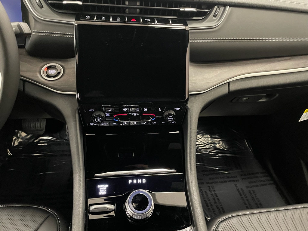 2025 Jeep Grand Cherokee L Limited - Photo 9