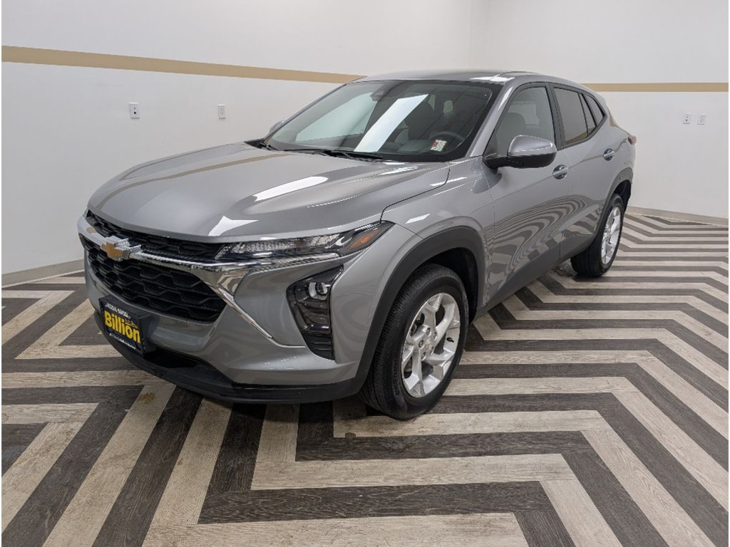 Used 2025 Chevrolet Trax LS SUV