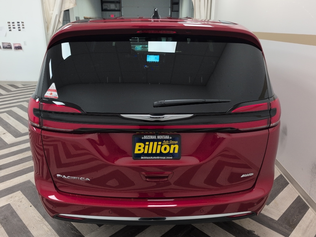 2026 Chrysler Pacifica Select - Photo 15