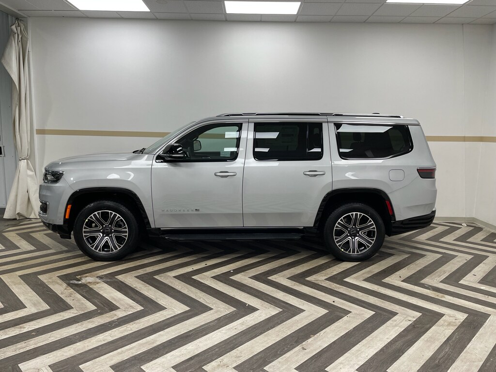2025 Jeep Wagoneer Base photo 2