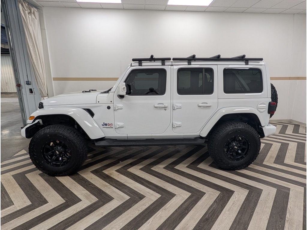 Used 2022 Jeep Wrangler Unlimited Sahara SUV