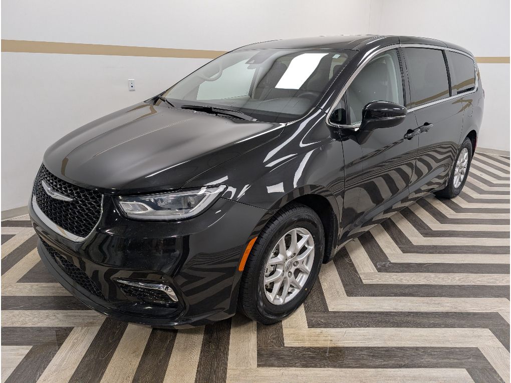2023 Chrysler Pacifica