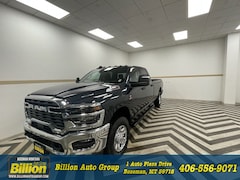 2025 Ram 3500 TRADESMAN CREW CAB 4X4 8' BOX Pickup
