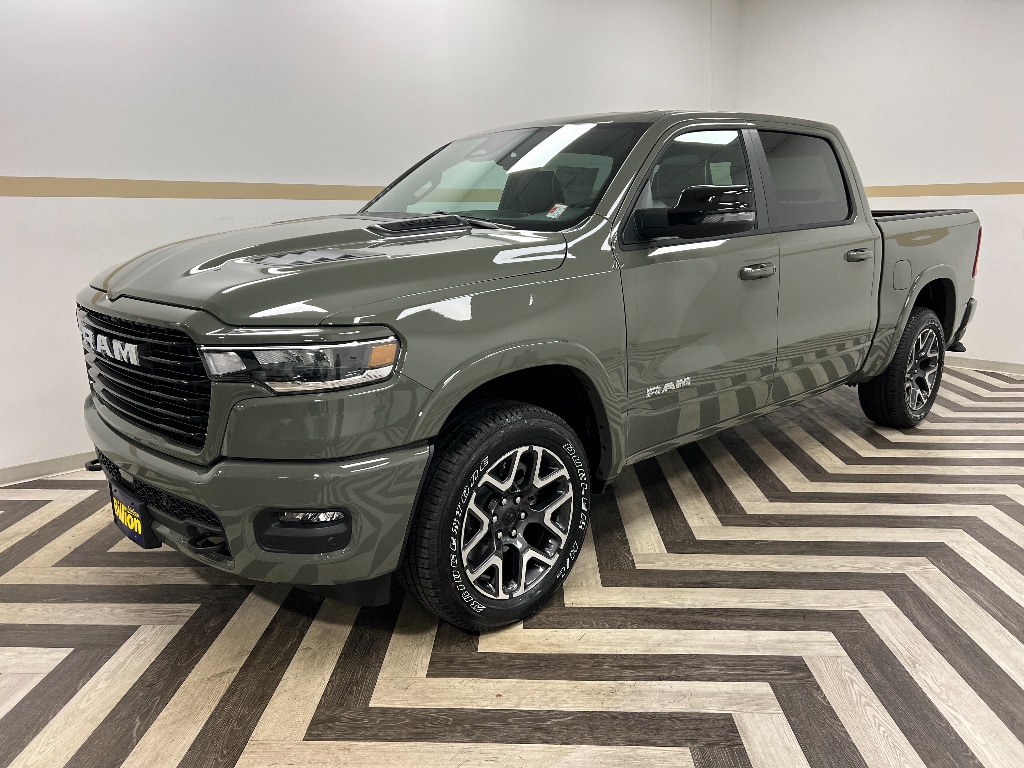 New 2026 Ram 1500 LARAMIE CREW CAB 4X4 5'7 BOX Pickup