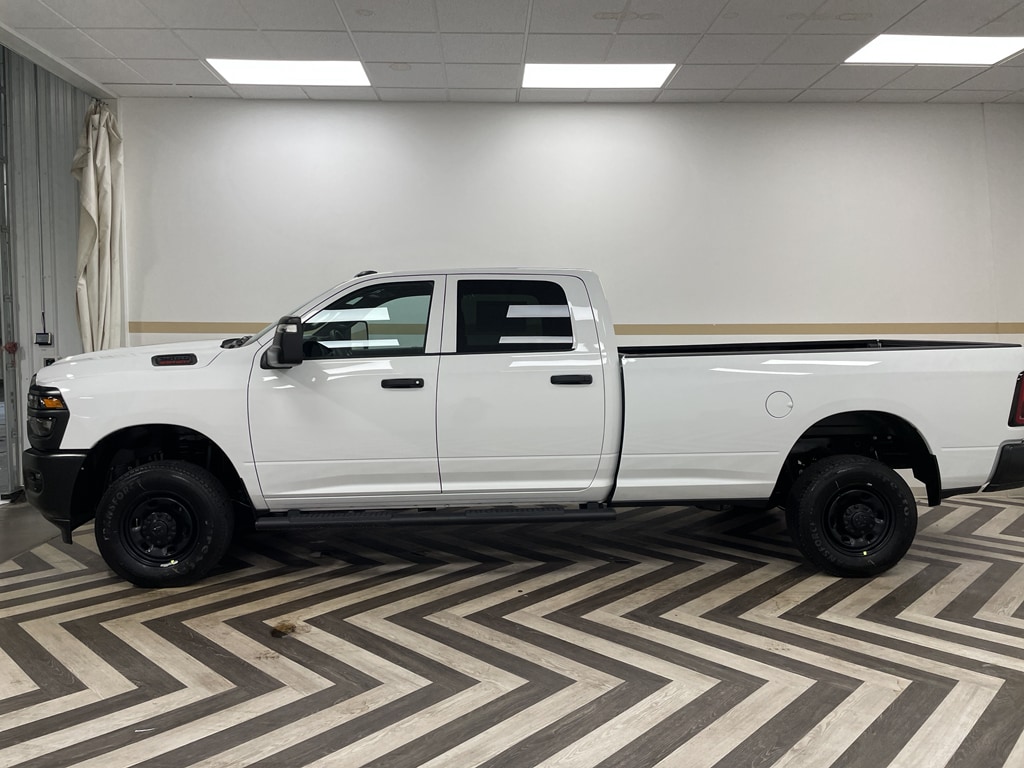 New 2026 Ram 2500 TRADESMAN CREW CAB 4X4 8' BOX Pickup