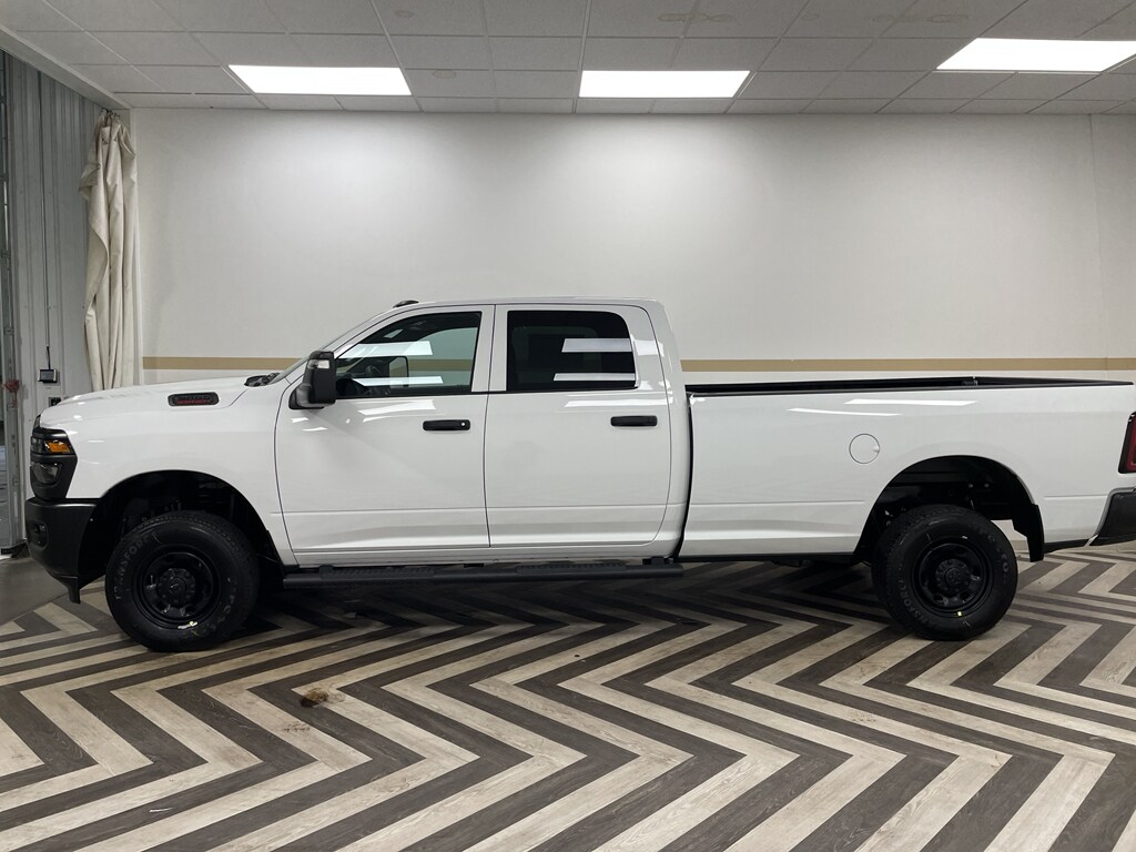 2026 Ram 2500 Tradesman photo 2