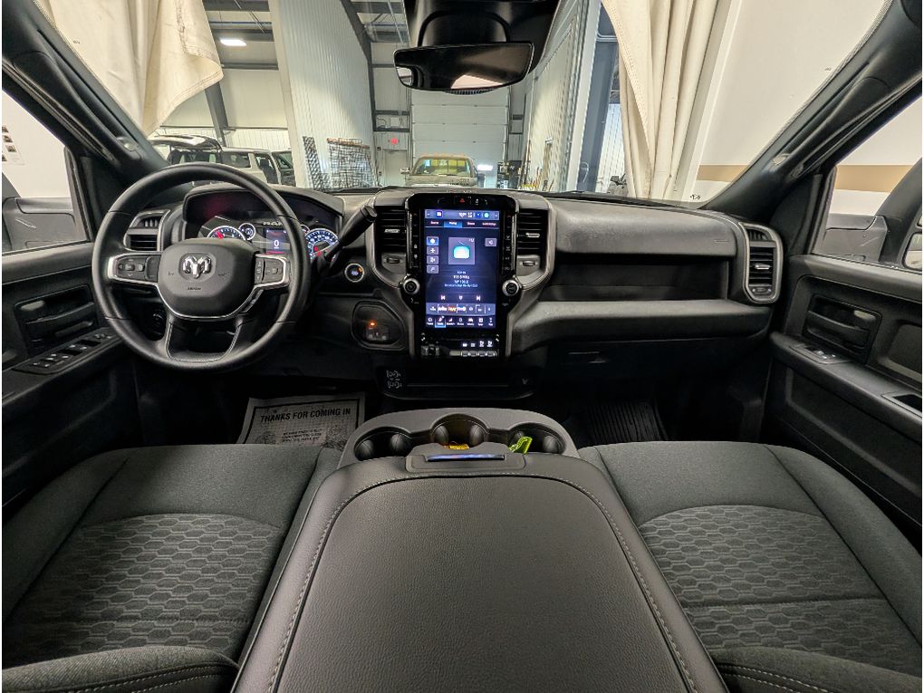 2026 RAM 3500 Tradesman - Photo 8
