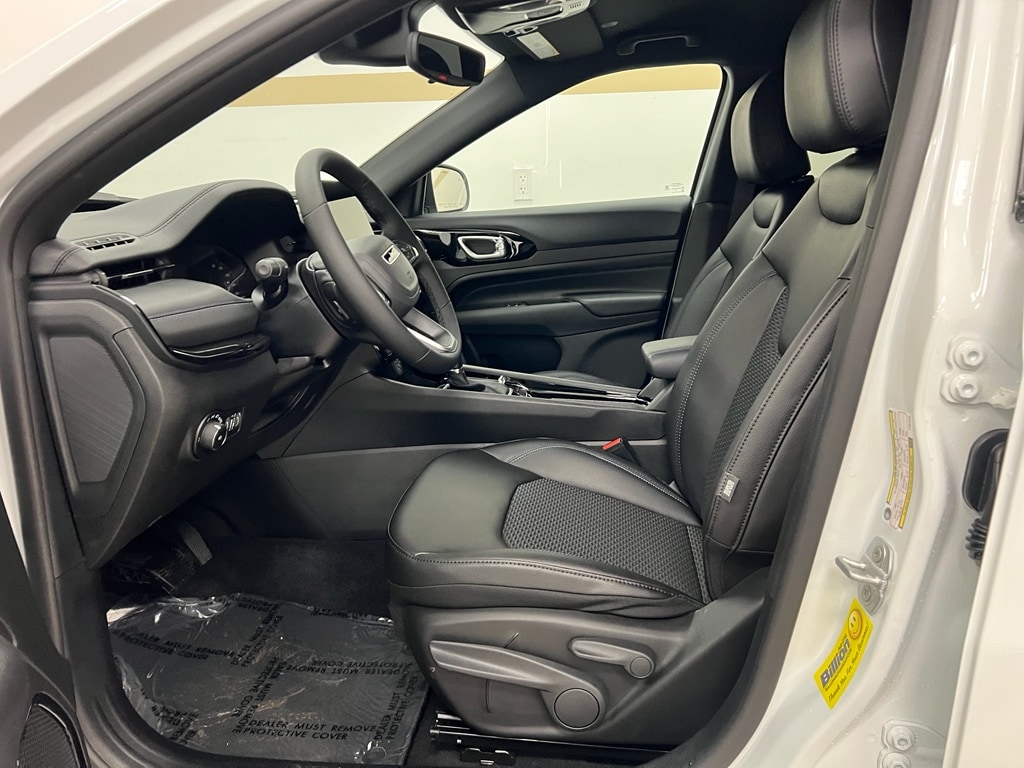 New 2026 Jeep Compass LATITUDE ALTITUDE 4X4 Sport Utility