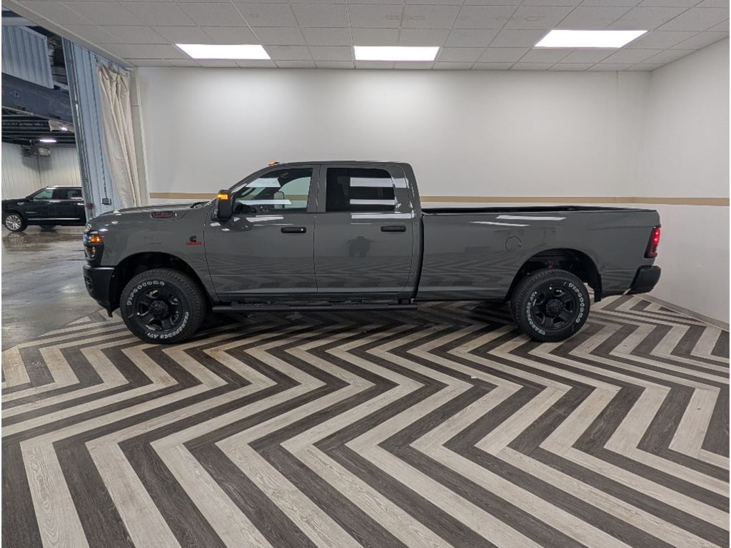 New 2026 Ram 3500 TRADESMAN CREW CAB 4X4 8' BOX Pickup