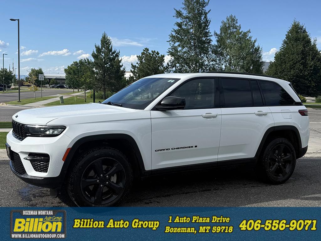 2022 Jeep Grand Cherokee Altitude 4x4's photo