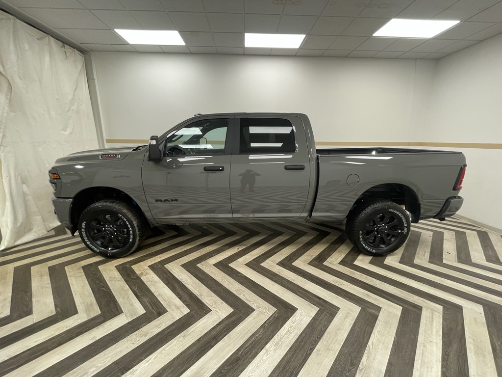 New 2026 Ram 2500 BIG HORN CREW CAB 4X4 6'4 BOX Pickup