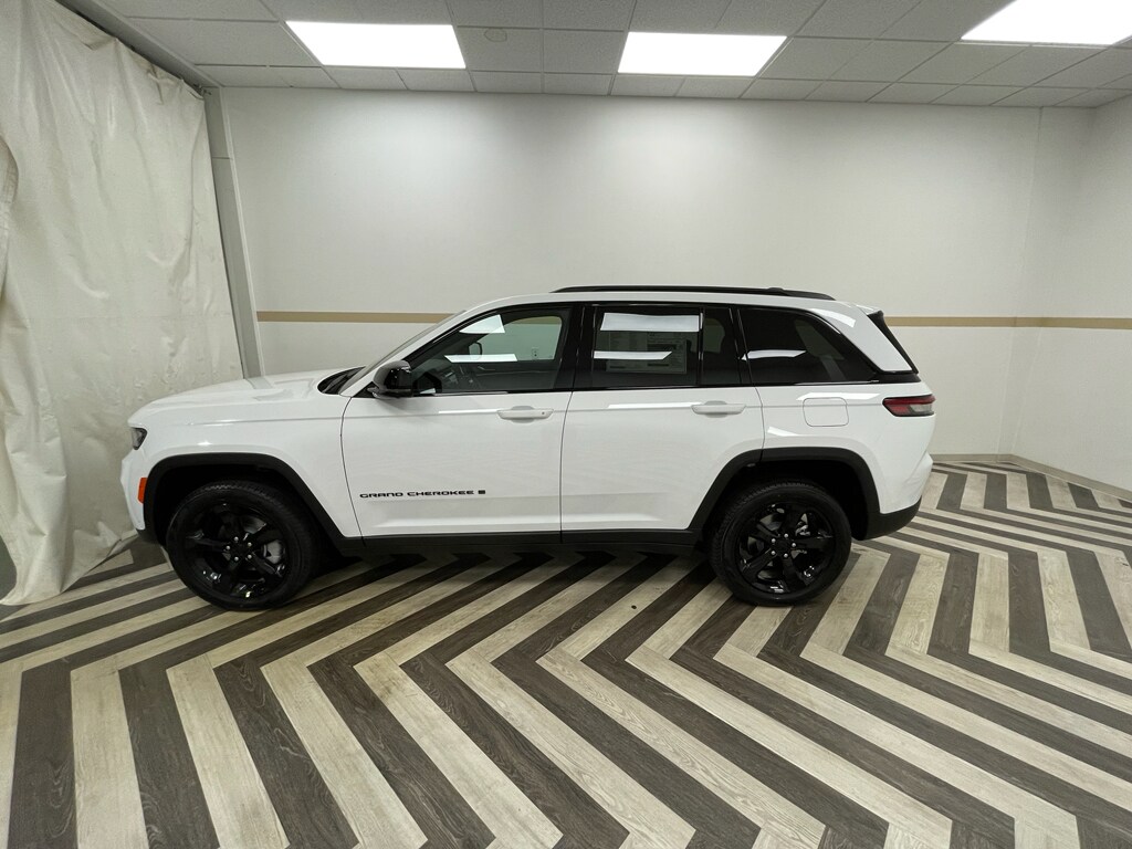 New 2025 Jeep Grand Cherokee LIMITED 4X4 Sport Utility