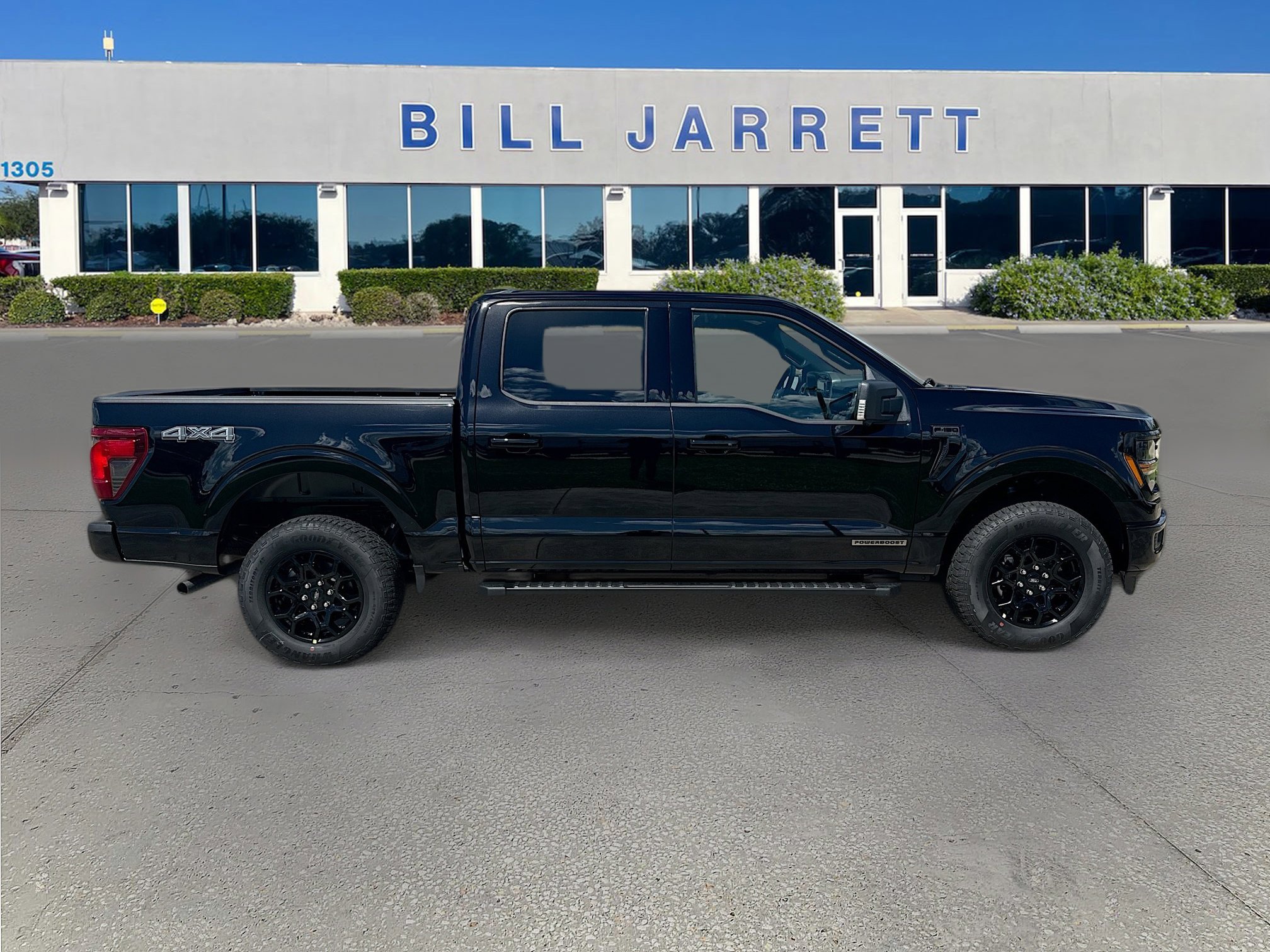 2025 Ford F-150 XLT photo 3