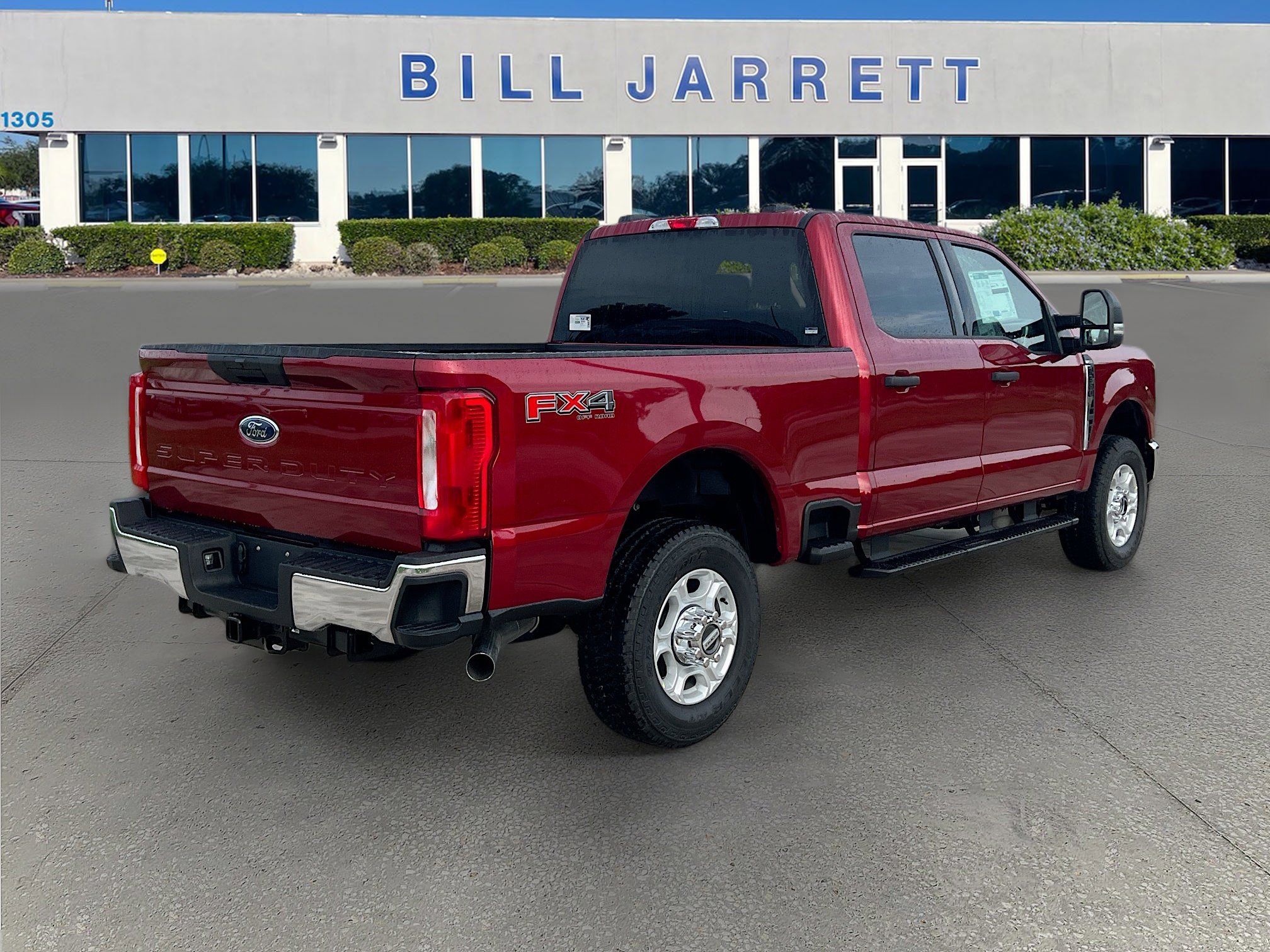 2026 Ford F-350 XLT photo 4