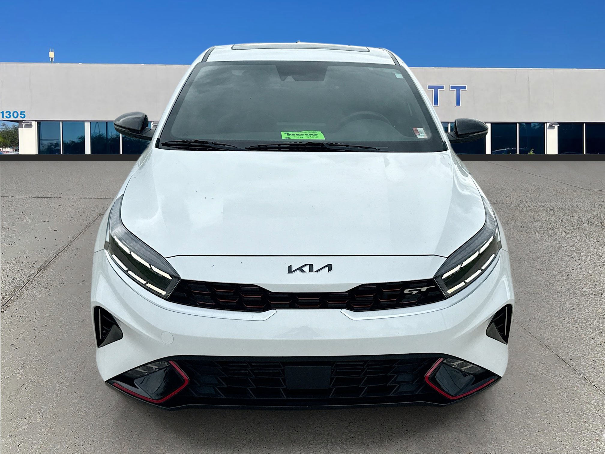 2023 Kia Forte GT photo 2
