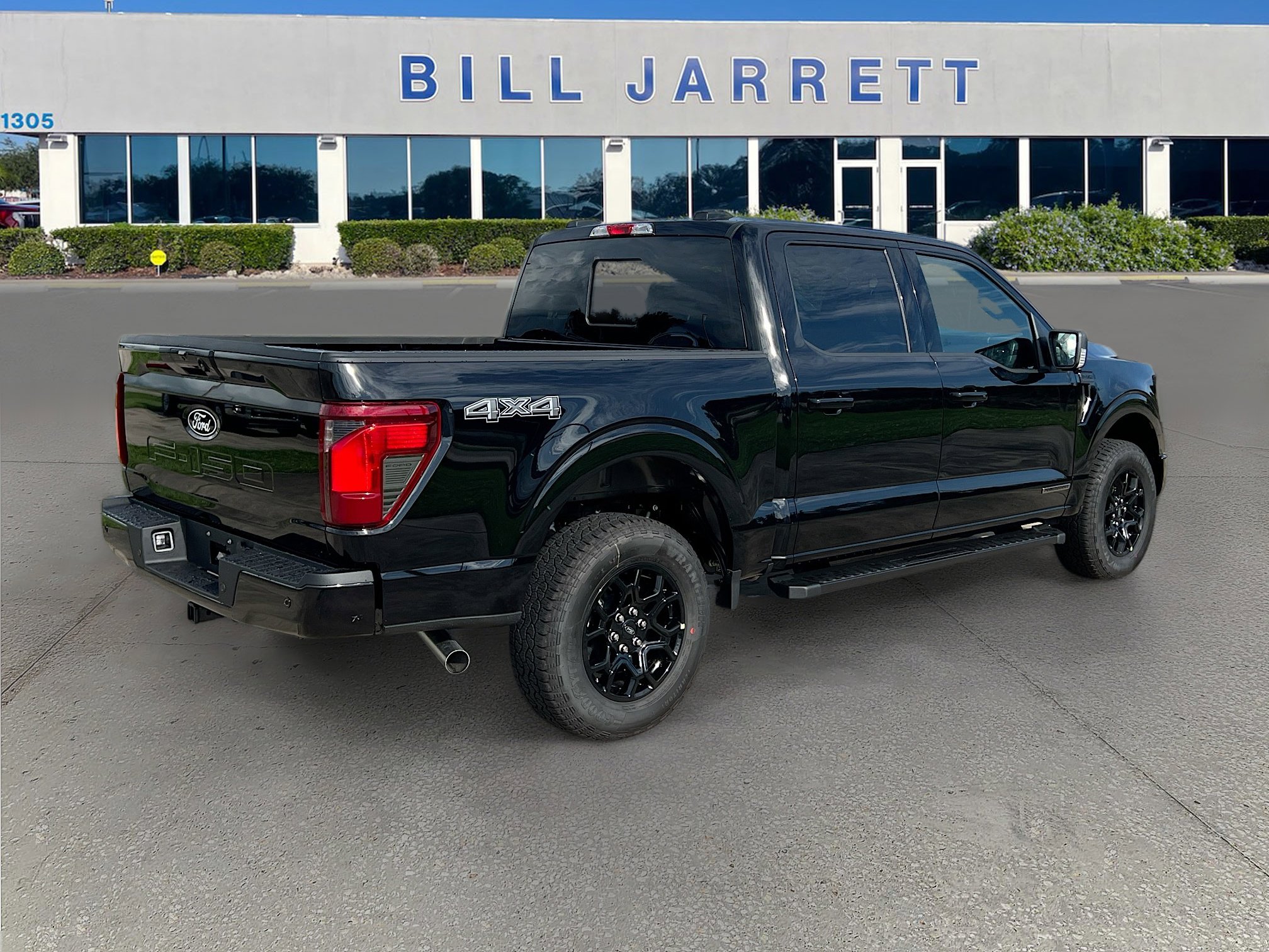 2025 Ford F-150 XLT photo 4