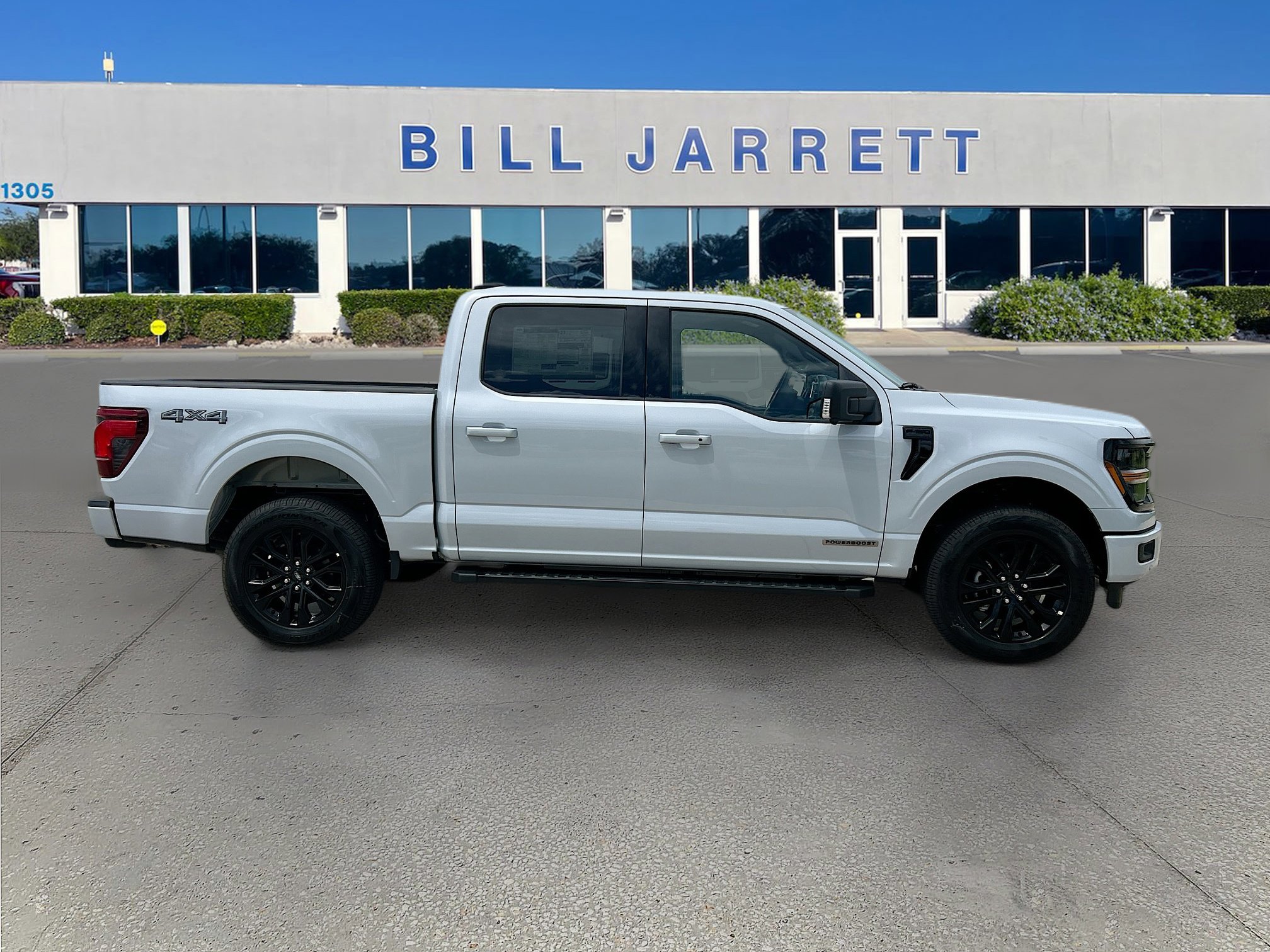 2025 Ford F-150 XLT photo 3