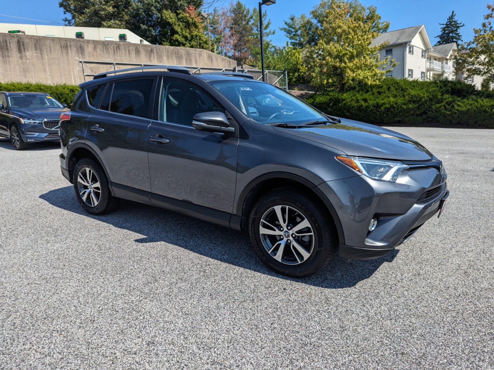 Used 2018 Toyota RAV4 XLE with VIN 2T3WFREV2JW447234 for sale in Cockeysville, MD