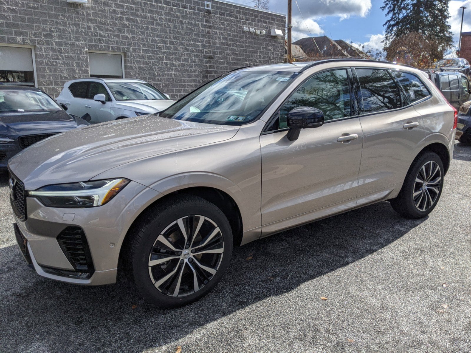 New 2024 Volvo XC60 For Sale at Bill Kidd's Volvo Cars | VIN 