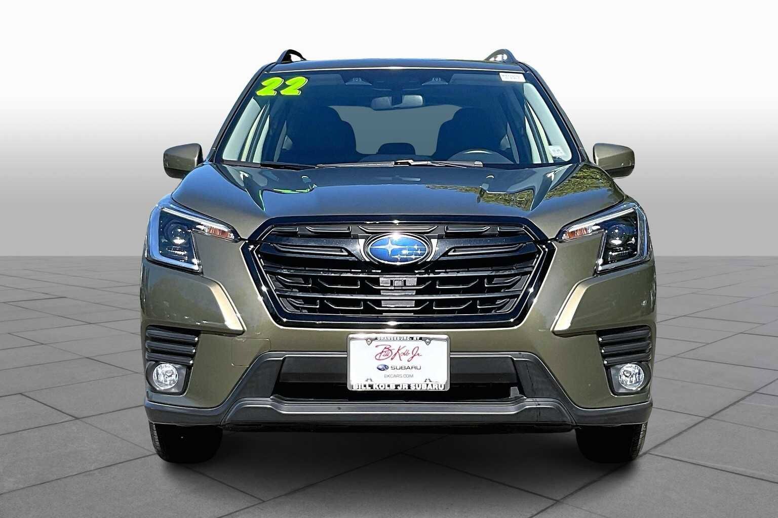 2022 Subaru Forester Premium photo 3