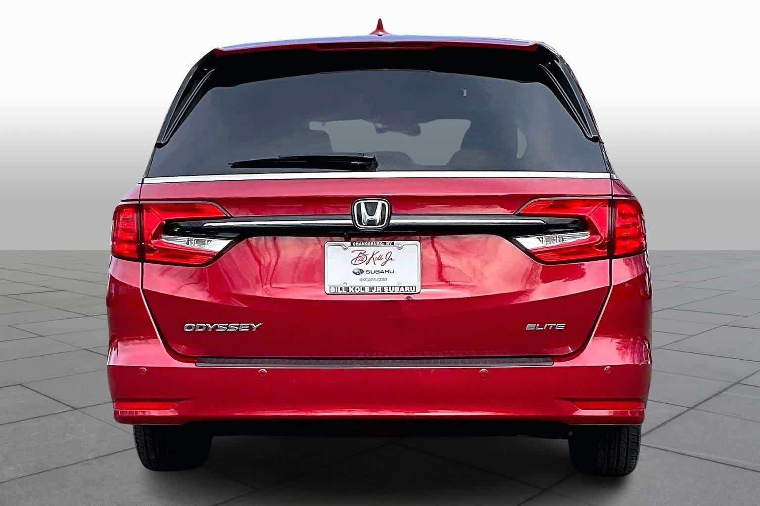 2022 Honda Odyssey Elite photo 4