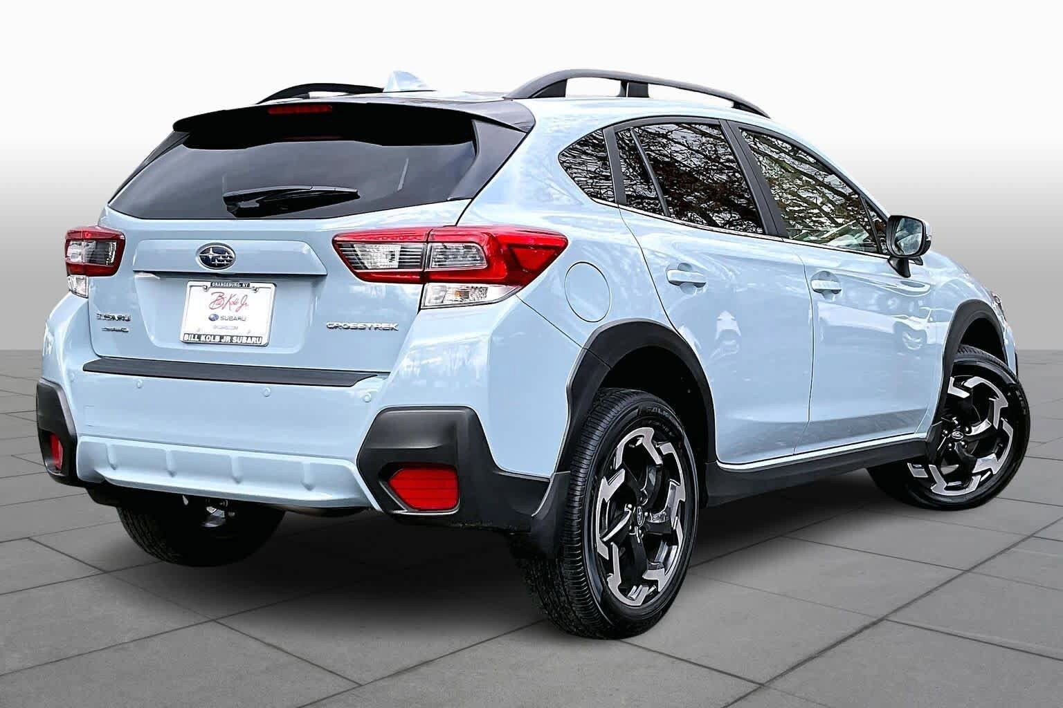 2023 Subaru Crosstrek Limited photo 2
