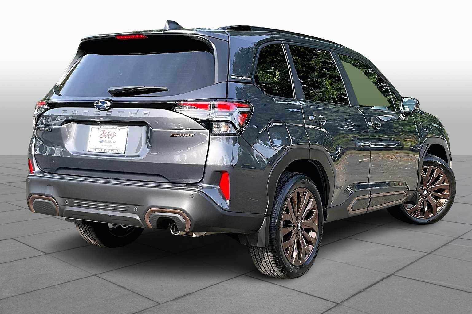 2025 Subaru Forester Sport photo 2
