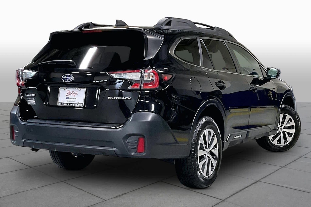 Used 2022 Subaru Outback Premium CVT