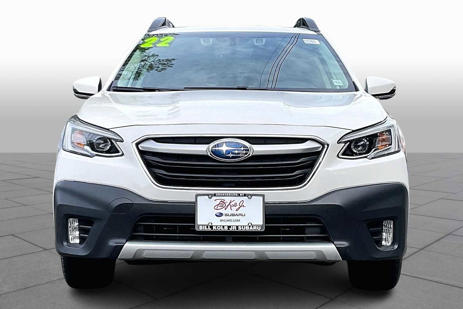 2022 Subaru Outback Limited photo 3