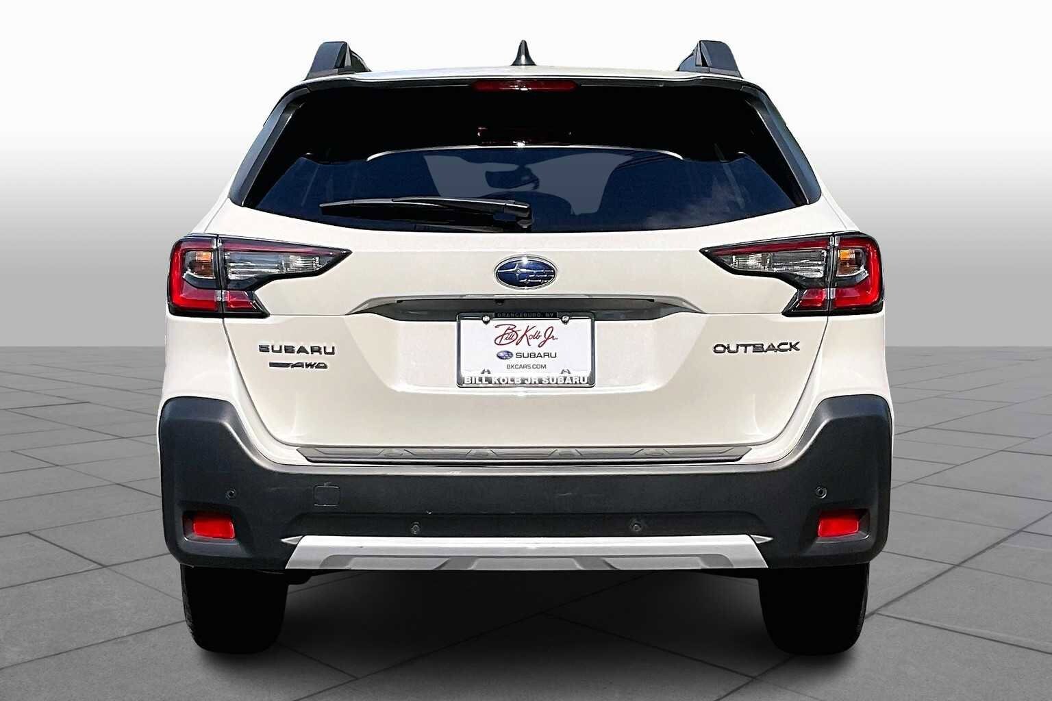 2023 Subaru Outback Limited photo 3