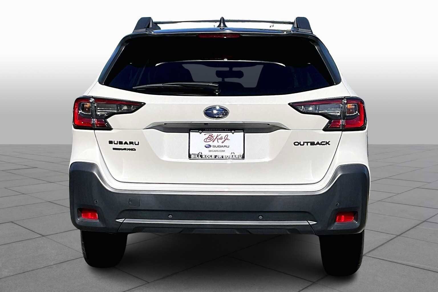 2023 Subaru Outback Onyx Edition photo 4