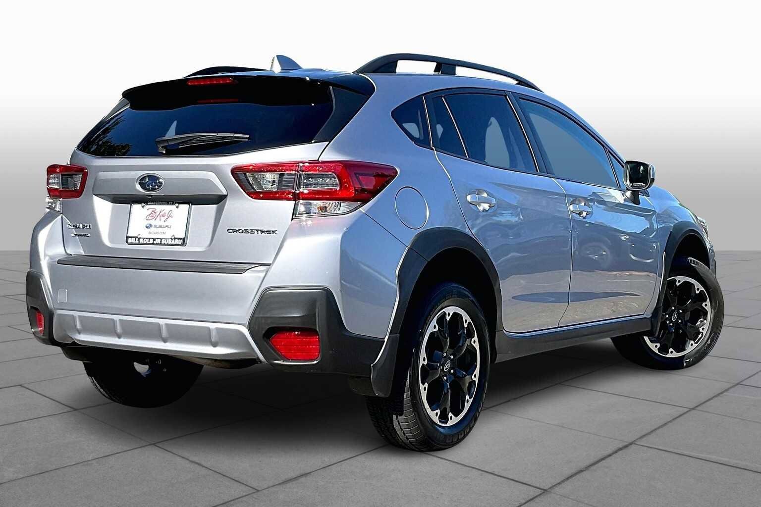 2023 Subaru Crosstrek Premium photo 2