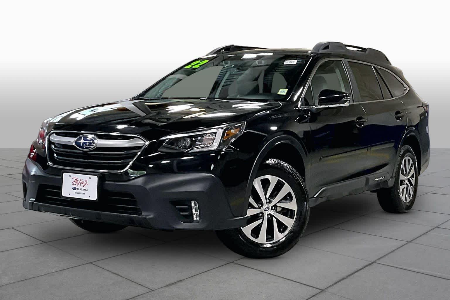 2022 Subaru Outback Premium's photo