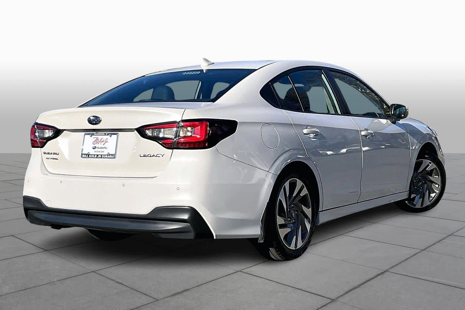 2023 Subaru Legacy Limited photo 2