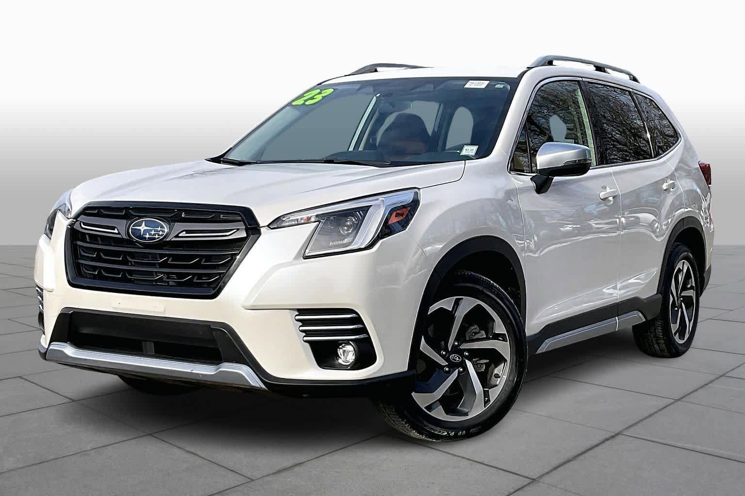2023 Subaru Forester Touring's photo