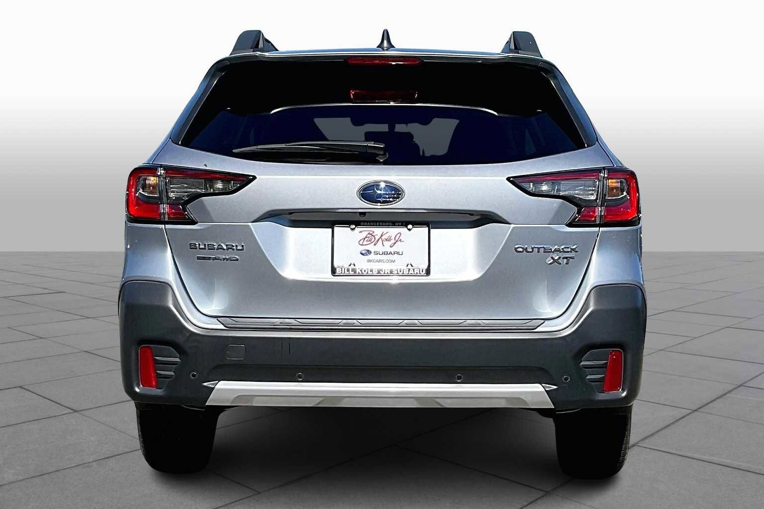 2022 Subaru Outback Limited XT photo 4