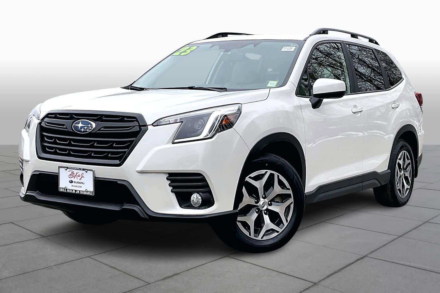 2023 Subaru Forester Premium's photo