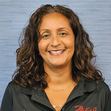 Staff member Maritza T from 333b6d916858