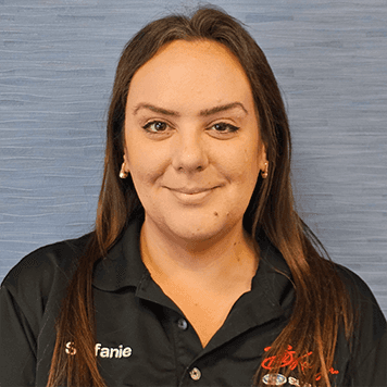 Staff member Stefanie A from 333b6d916858