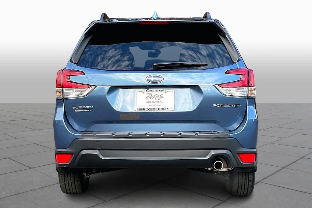 Used 2023 Subaru Forester Limited Limited CVT