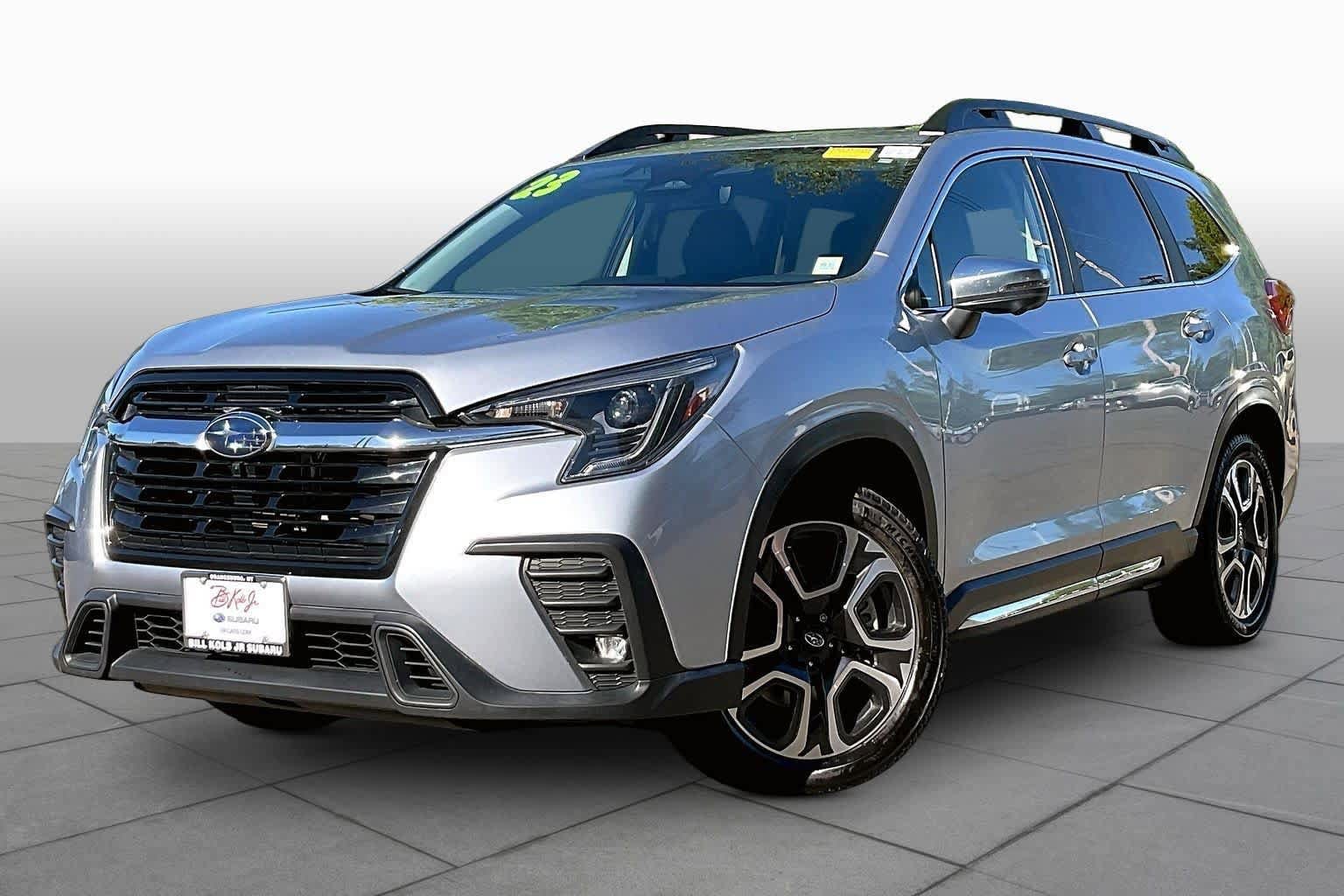2023 Subaru Ascent Limited 8 Passenger's photo