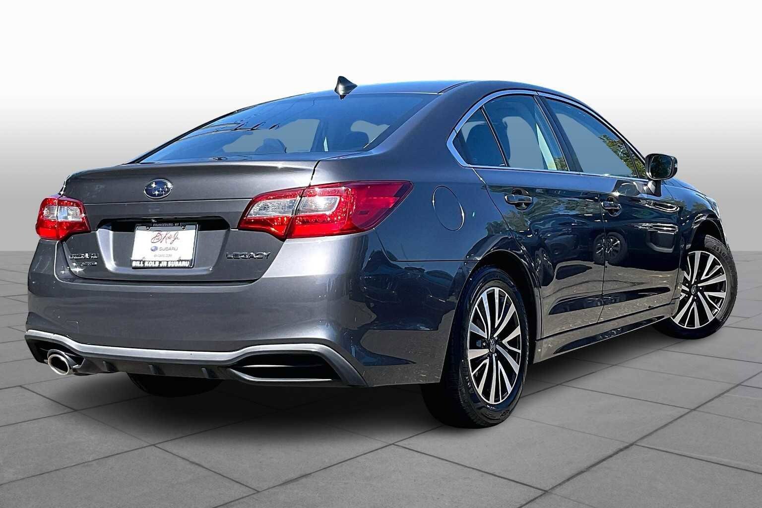 2018 Subaru Legacy 2.5i Premium photo 2