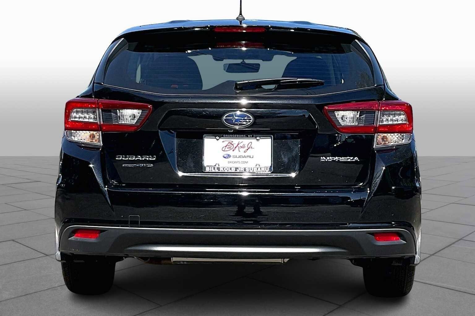 2023 Subaru Impreza Base photo 4